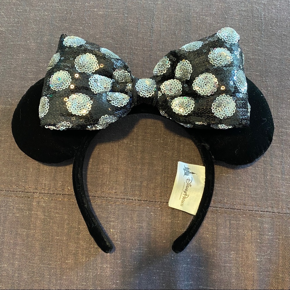 Disney Parks “Swap Your Bow” Minnie Ears